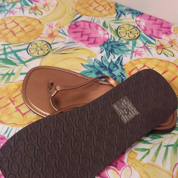 REEF Women's Copper Metallic Sandals - Picture 4 of 4